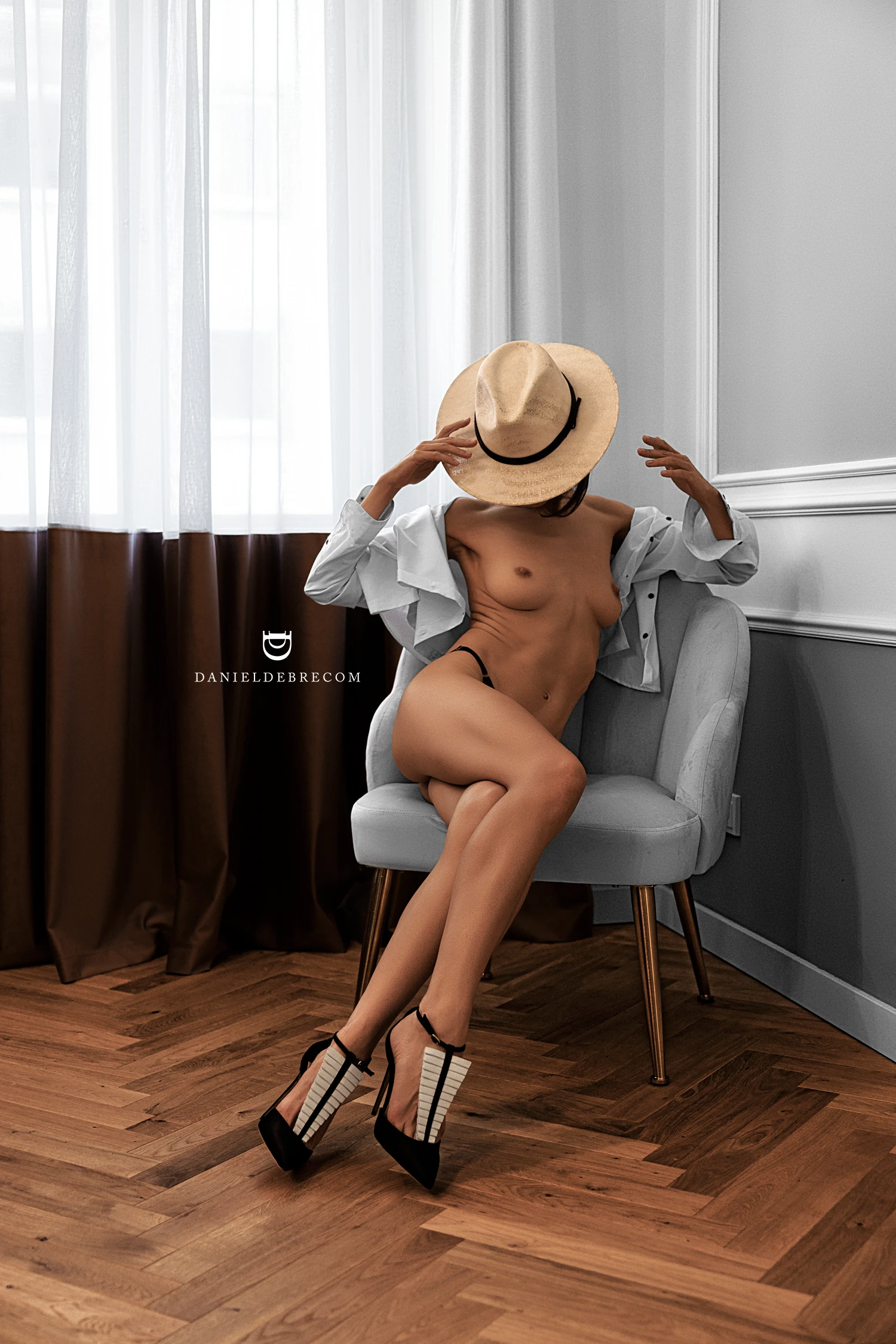 Mirror | Daniel Debre | Fine Art & Editorial Photographer